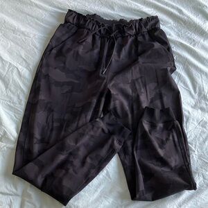 Lululemon Luxtreme Jogger